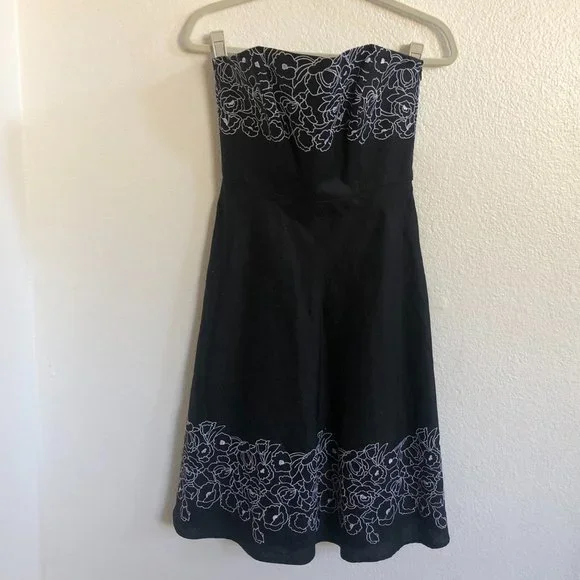 LOFT | Dresses | Ann Taylor Loft Black Linen Floral Embroidered Strapless  Aline Dress 4 | Poshmark